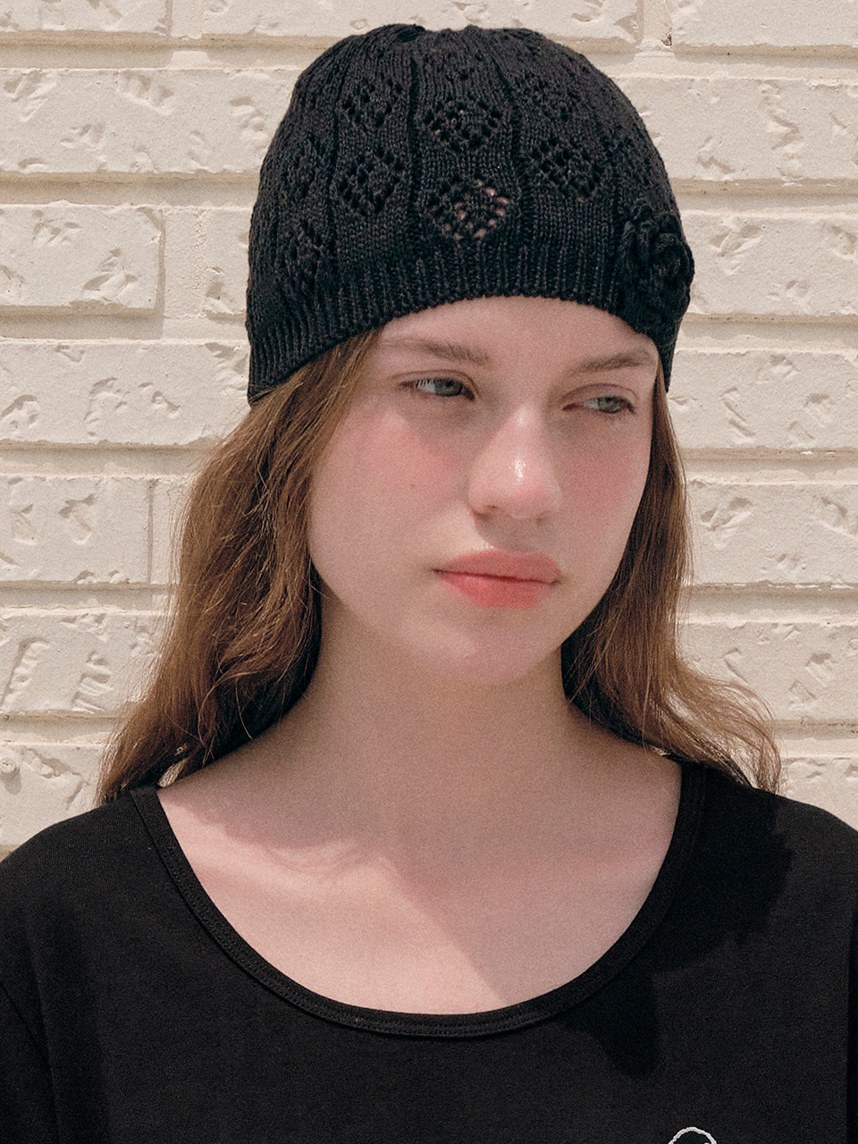 CORSAGE KNIT BEANIE BLACK