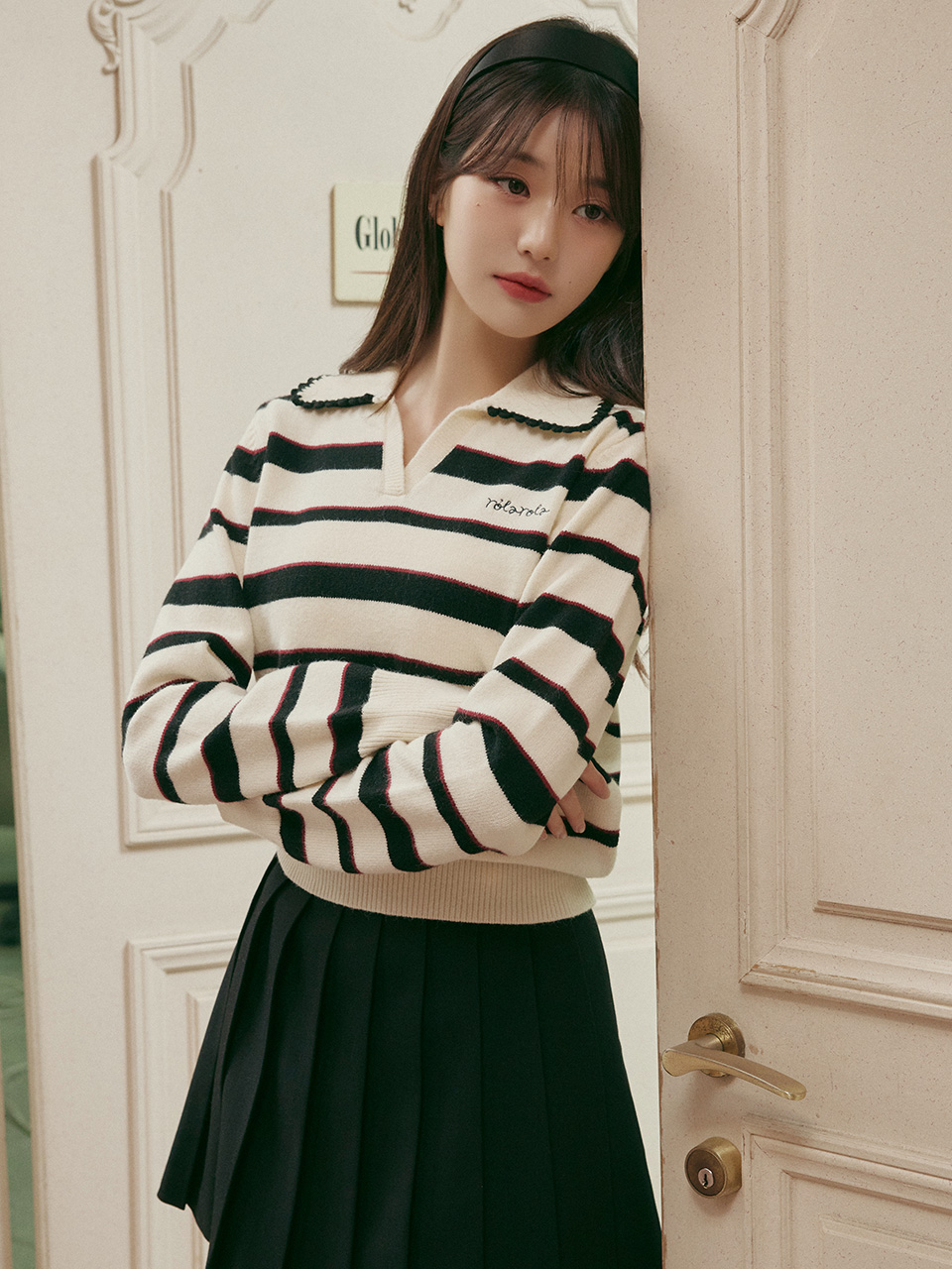 V NECK COLLAR STRIPE KNIT PULLOVER IVORY