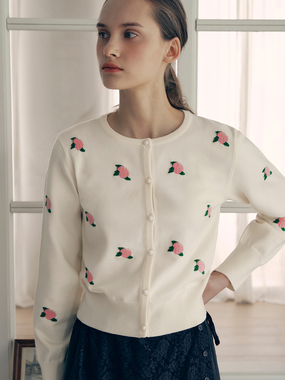 VINTAGE ROSE CARDIGAN IVORY