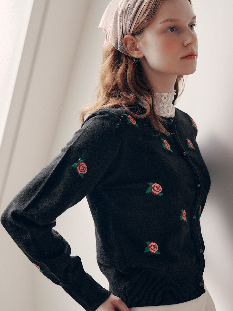 VINTAGE ROSE CARDIGAN BLACK